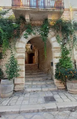 Garibaldi 5 * Giovinazzo